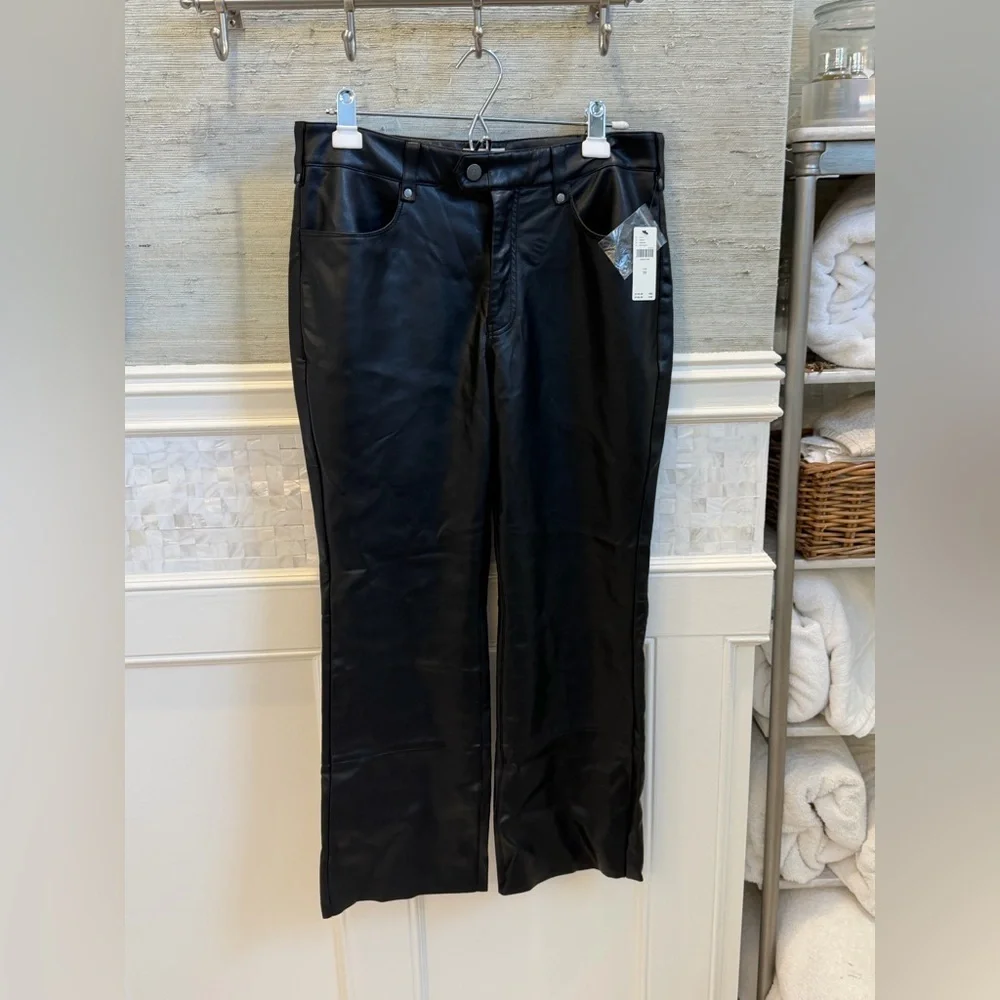 NWT new 30 Anthropologie pilcro cropped faux leather moto pants black short